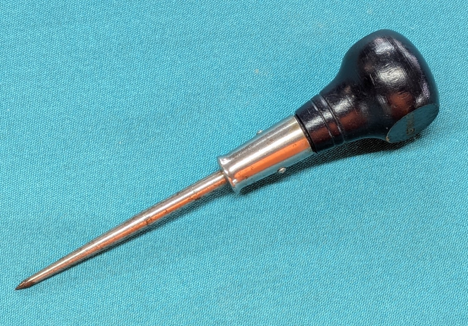 Stanley Hurwood No. 7A Scratch Awl with Steel Head Dark Blue Wood Handle, USA