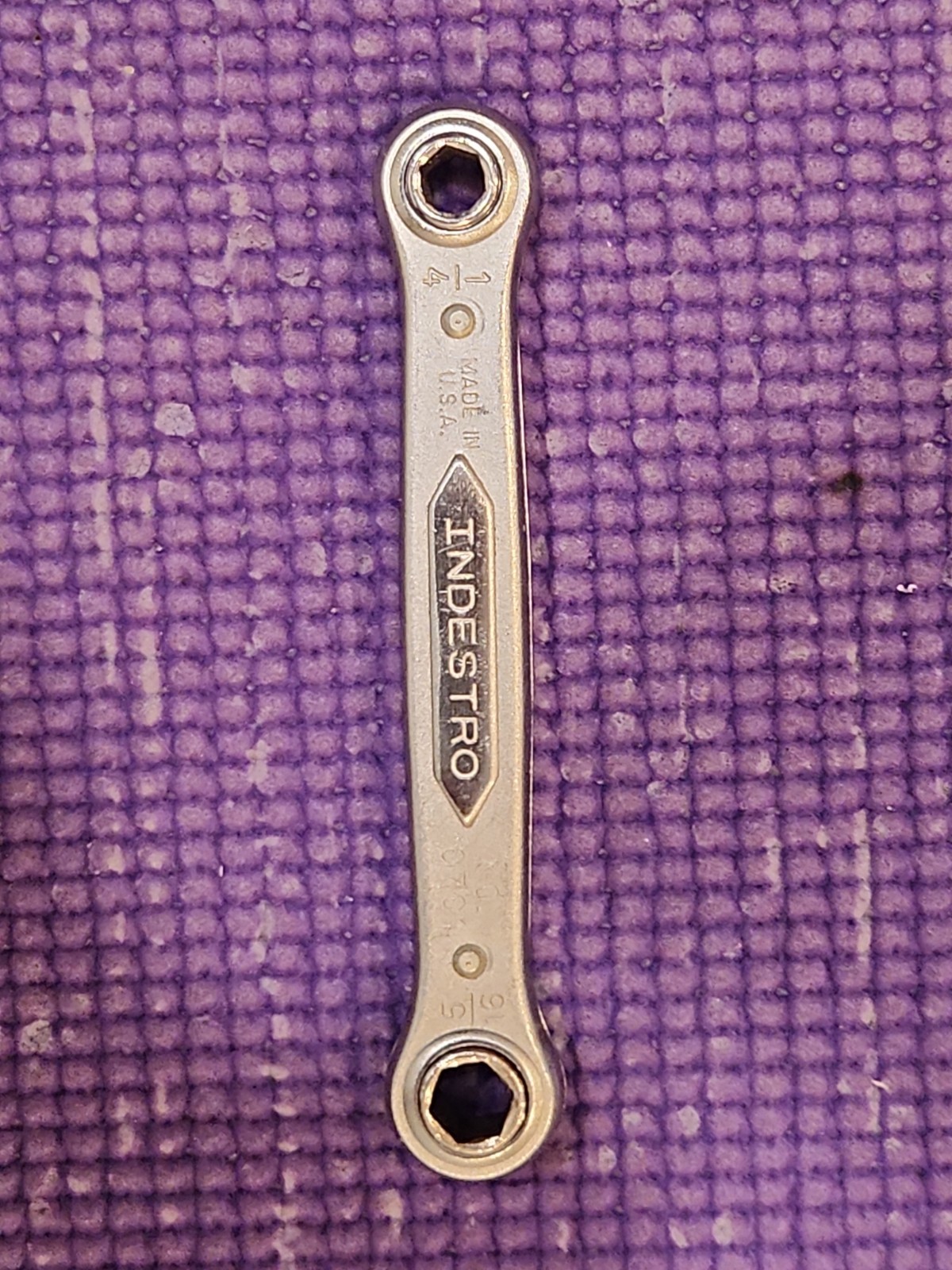 Indestro Select Box End Ratchet Wrench No. 0701 Ratcheting 1/4 & 5/16 🇺🇸