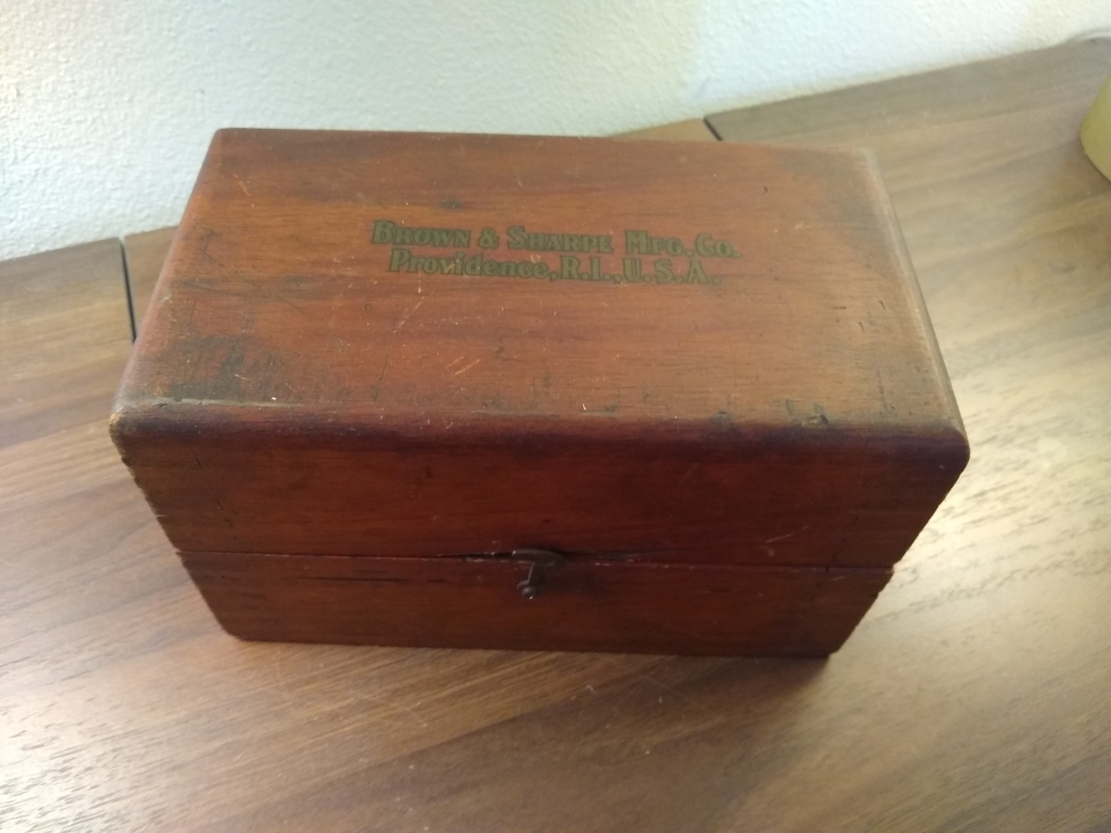Vintage Brown & Sharpe Manufacturing Company Wooden Case