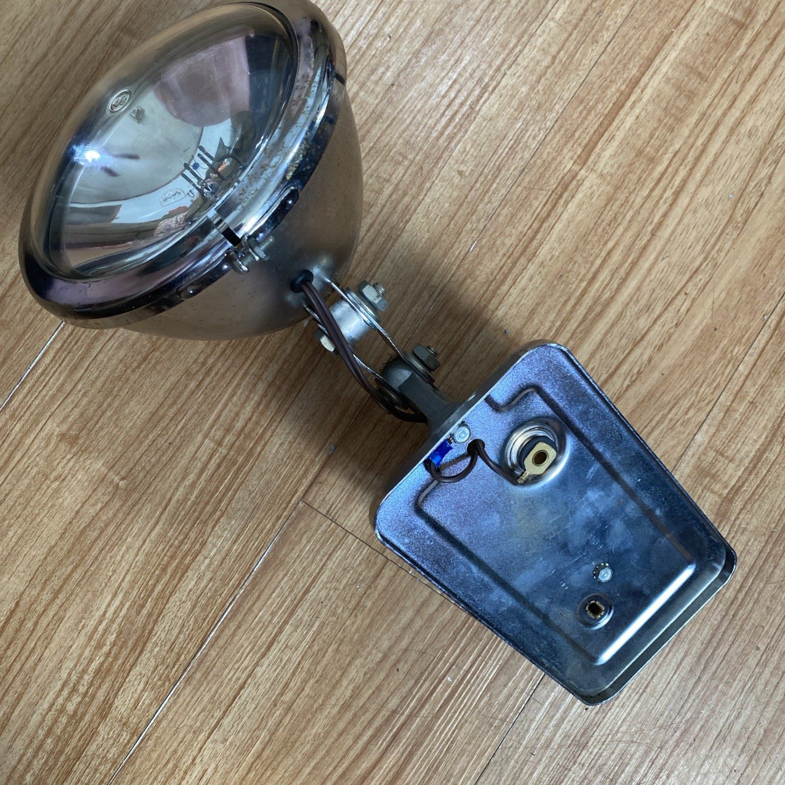 Vtg Teledyne Big Beam Model 1766C Chrome Powerhouse Emergency Response Lantern