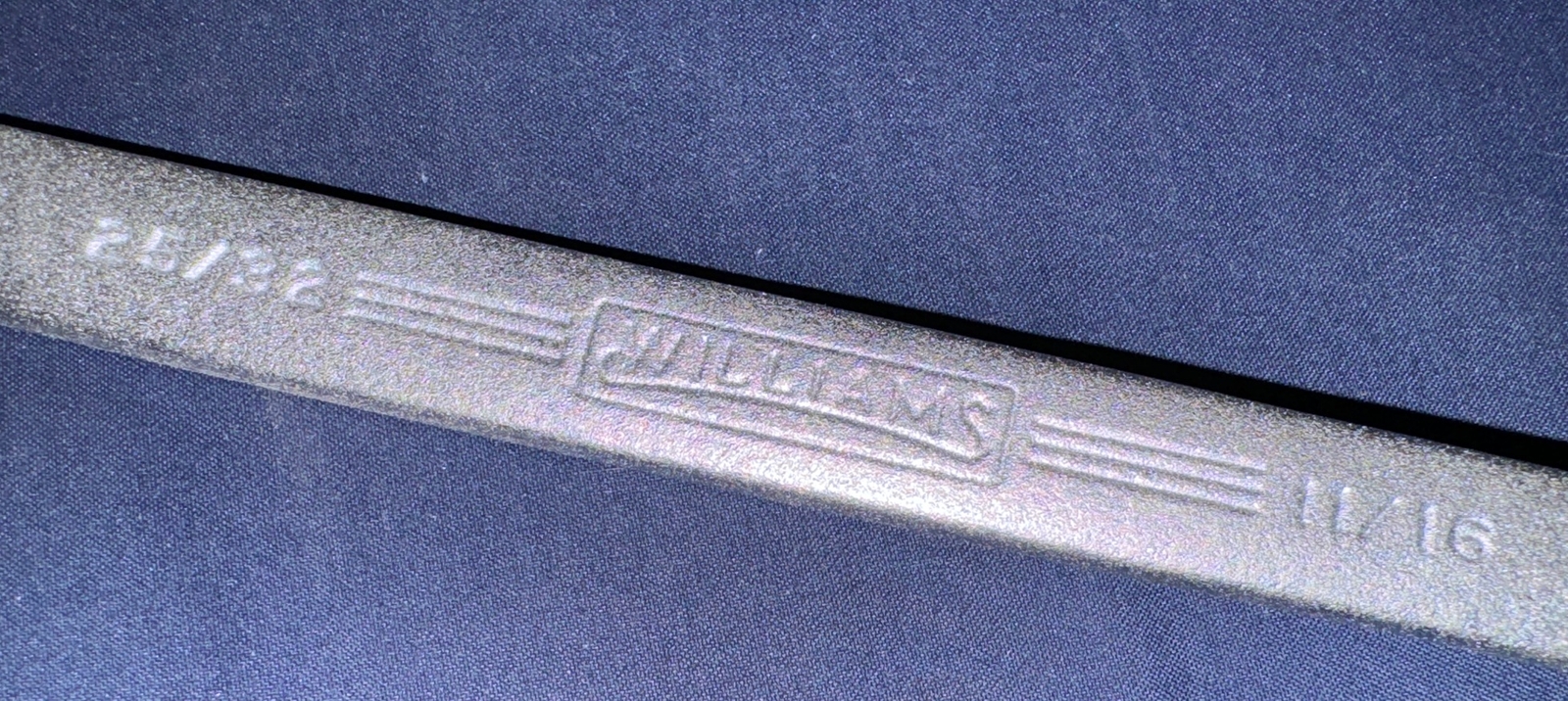 J. H. Williams Superrench #8029 Offset box end Wrench 25/32” & 11/16” USA, NOS