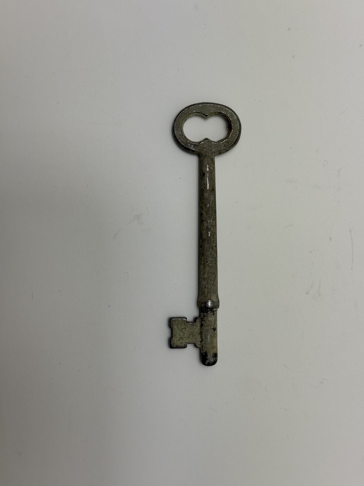 2 Skeleton Keys 3.5” & 3″ Locksmith Hardware Vintage Lock Antique