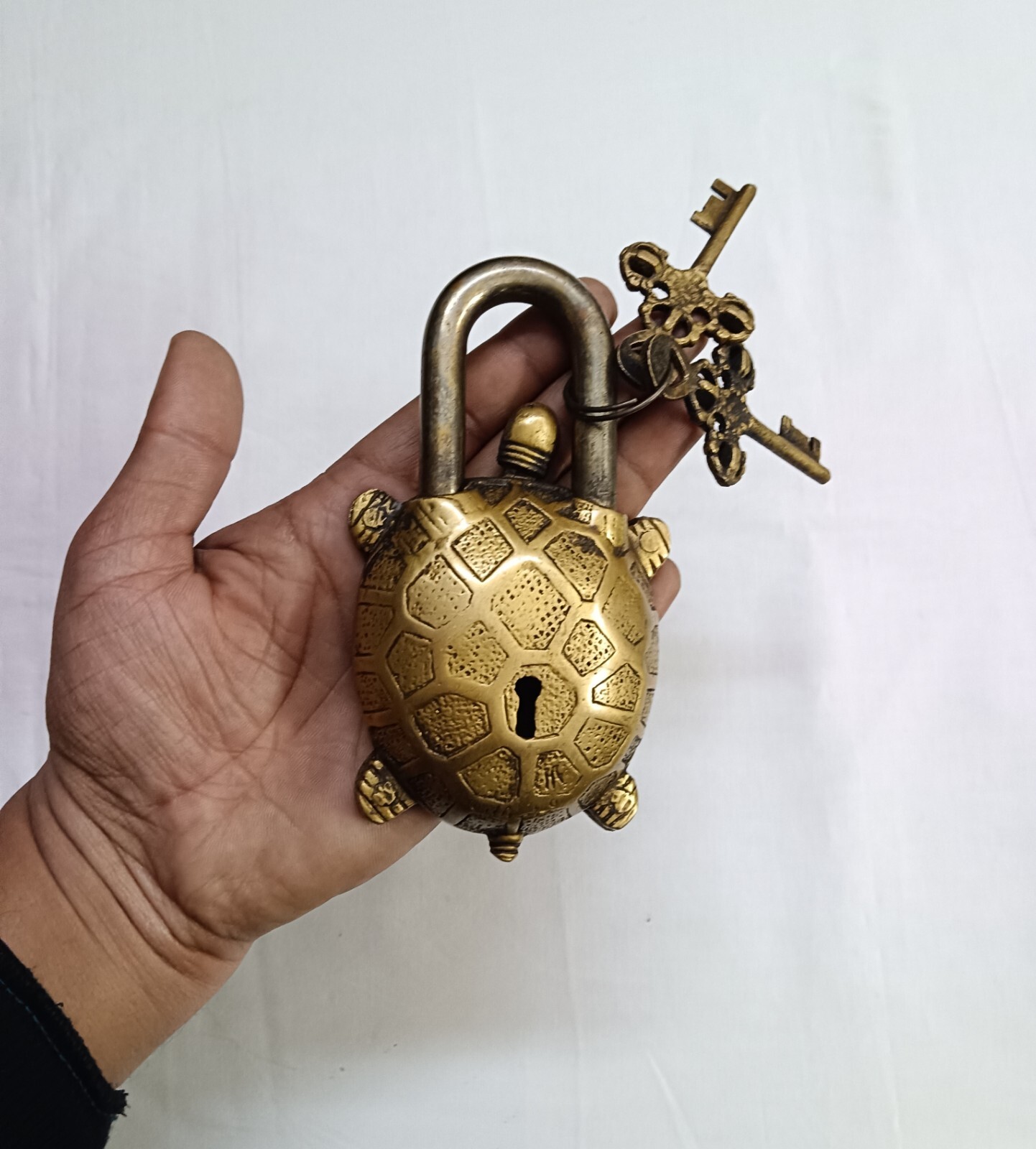 Tortoise Design Tricky Lock with 02 Pieces Brass Sea Turtle Door Padlock CA907