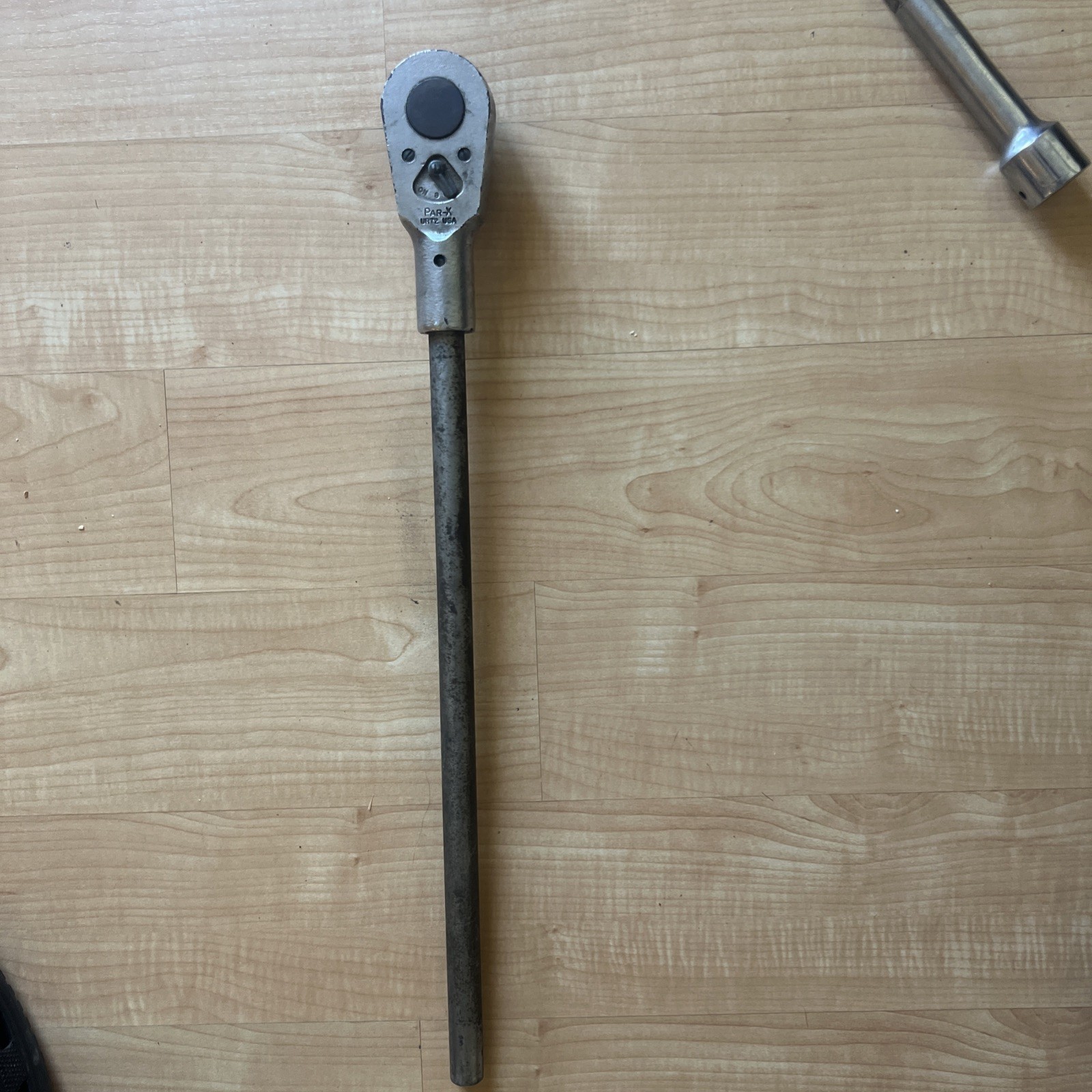 PAR-X UR72 3/4 Drive Ratchet Head; Handle; and UE62 6-Inch Extension