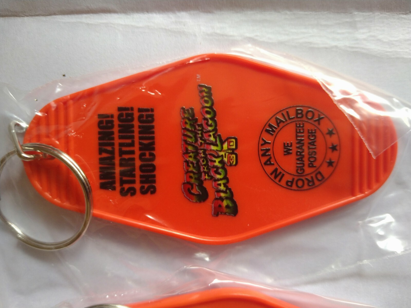 Creature from the Black Lagoon Pinball Machine Bally keytag 9cm Long keyring