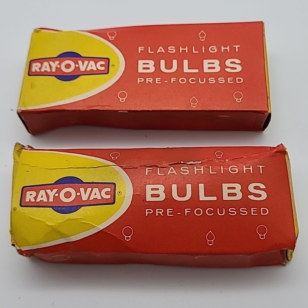2 Boxes (10 lightbulbs each) Ray-O-Vac Flashlight Bulbs PR12 Vintage