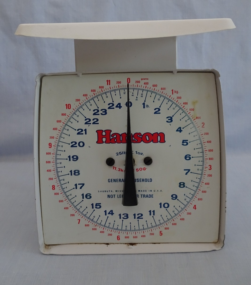 VINTAGE HANSON KITCHEN UTILITY SCALE – 25 lb. also Grams & Kilograms
