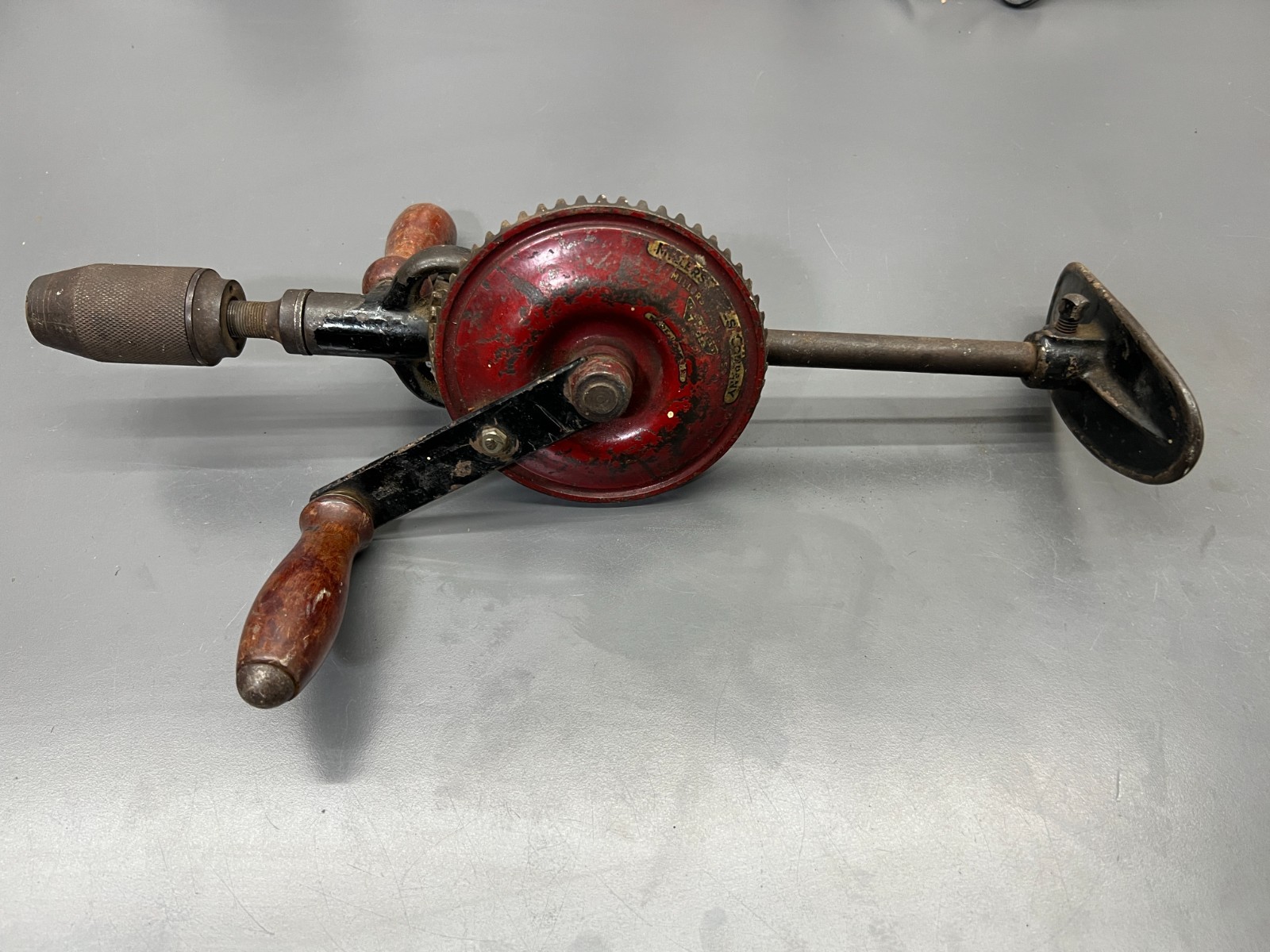 VINTAGE MILLERS FALLS No. 120 2 SPEED SHOULDER BRACE HAND DRILL EGG BEATER