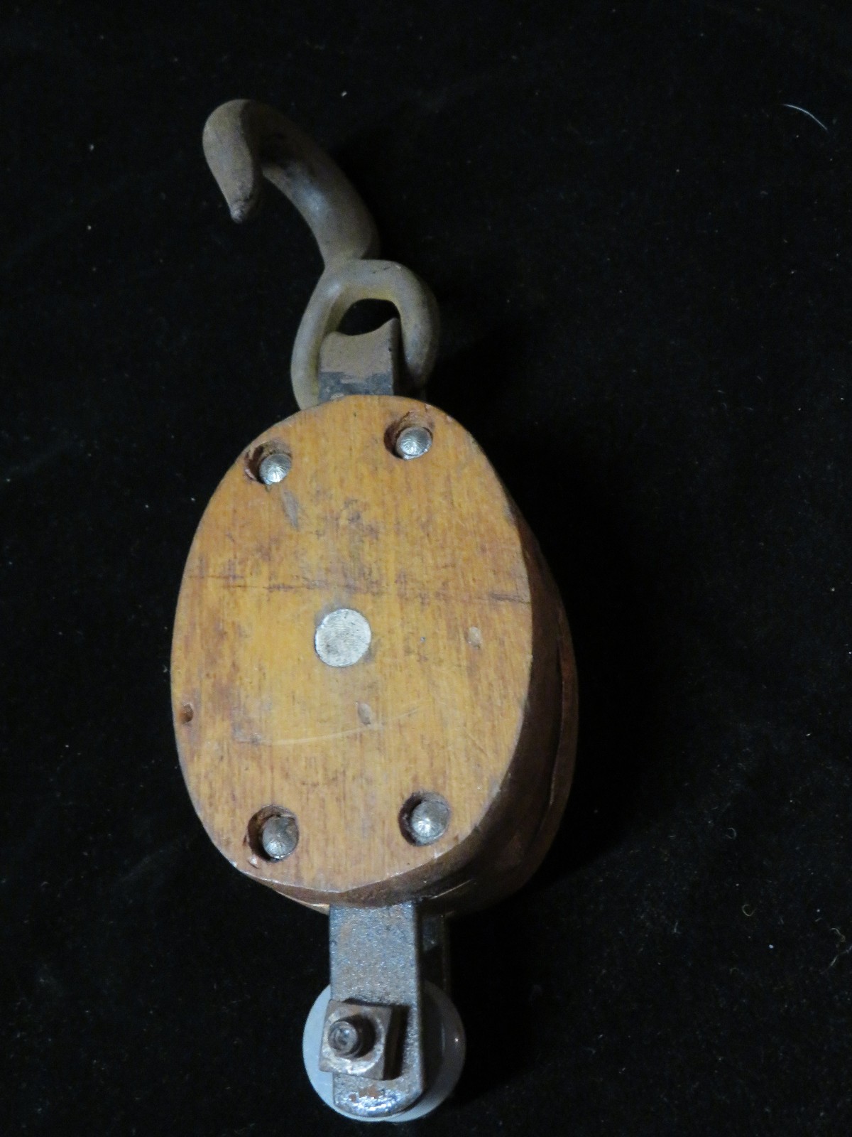 Antique Boston & Lockport 3″ bushed block Wooden Pulley
