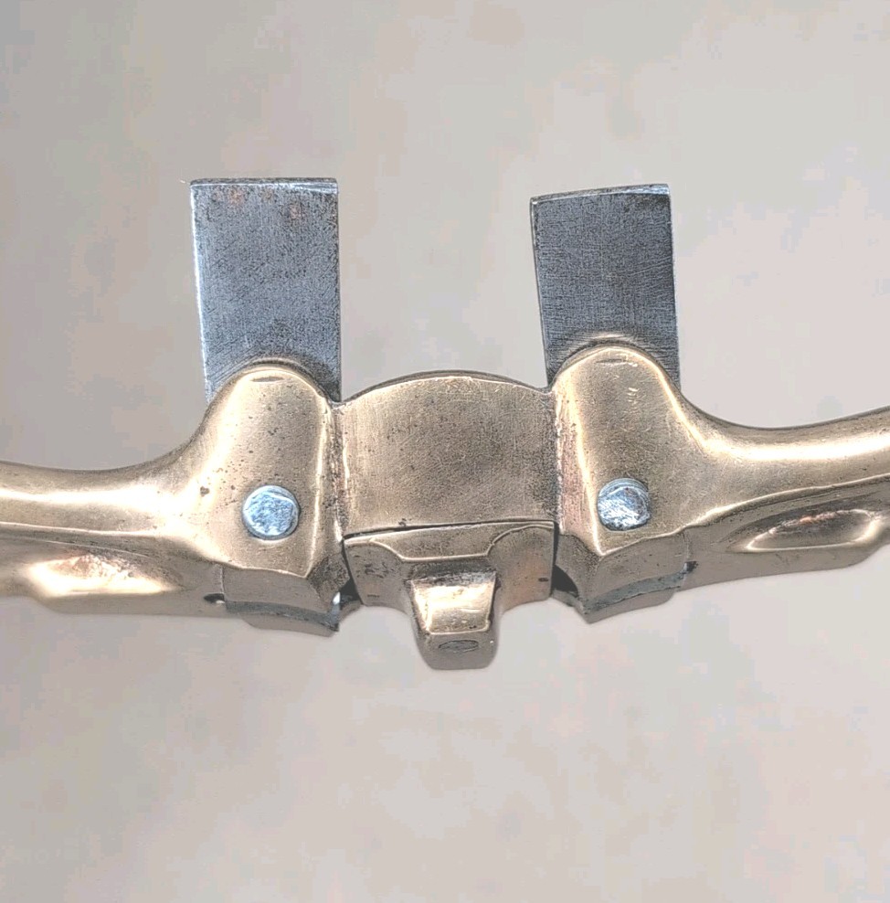 IV728 Brass Bronze UNMARKED DOUBLE BEADER ROUTER SPOKESHAVE HAND PLANE
