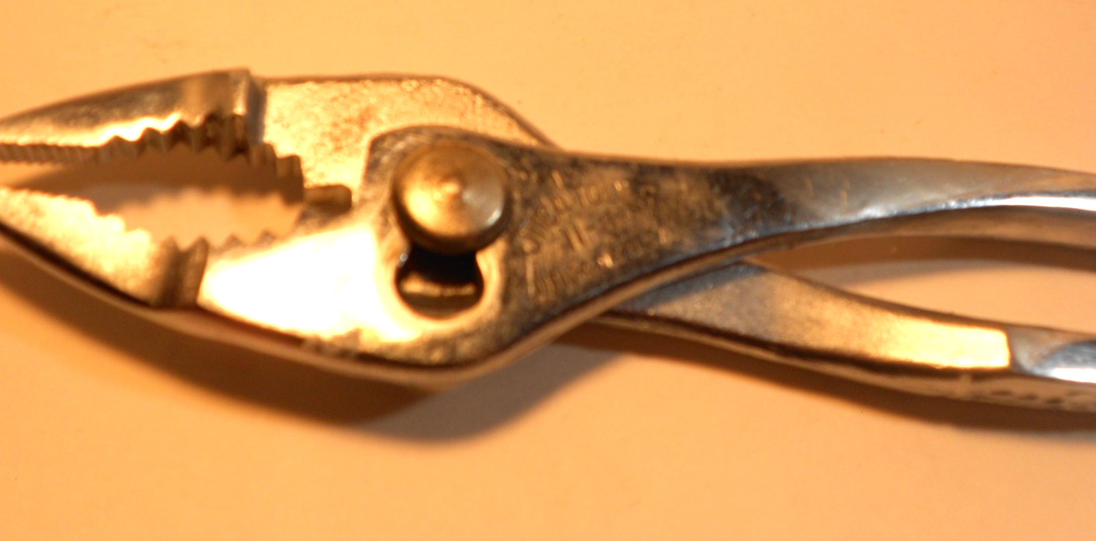 UTICA USA 11-6 Thin Nose Slip Joint Pliers B4