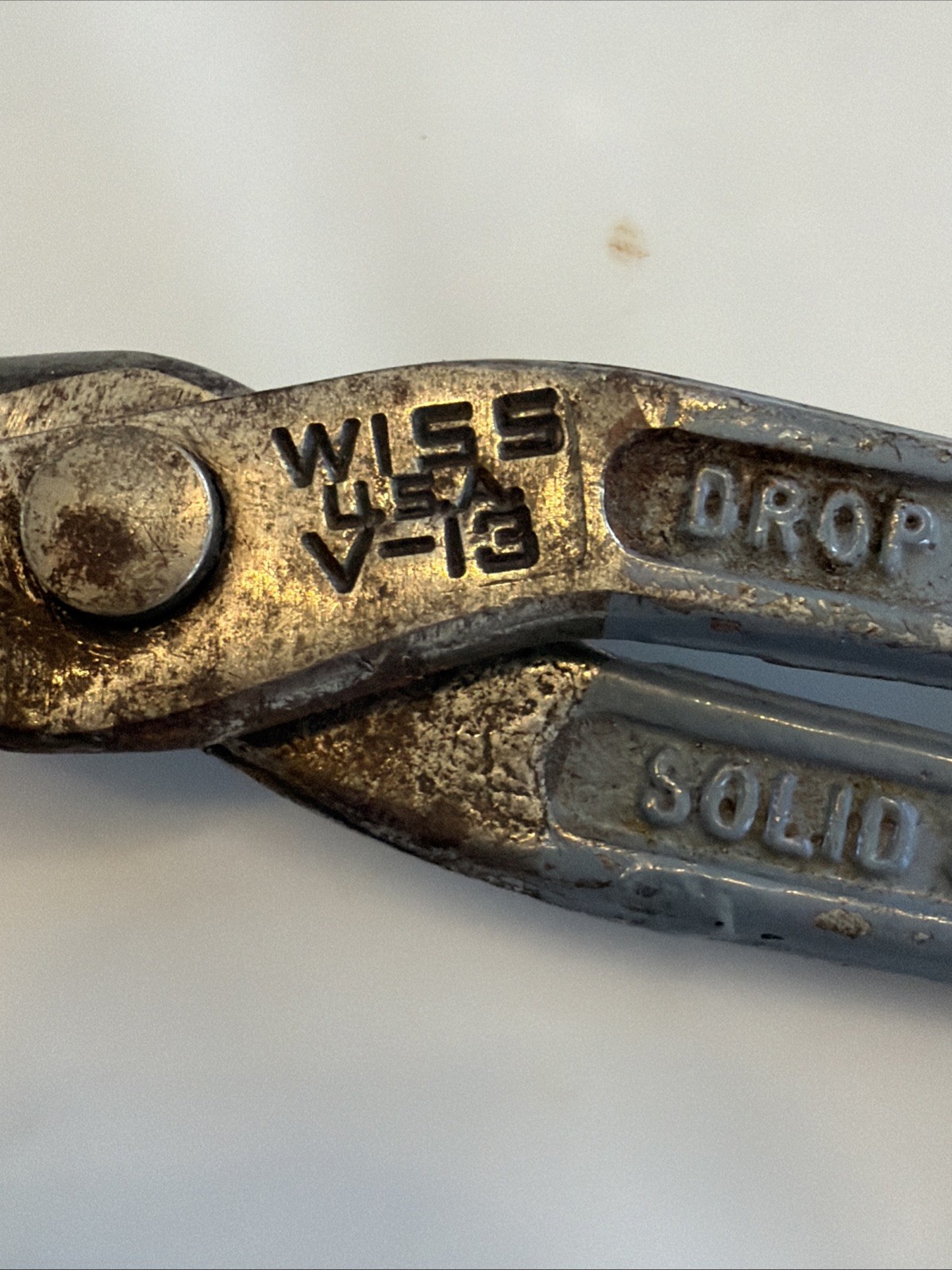 Vintage WISS V-13 USA Made Drop Forged Solid Steel Tin Snips 7″ Long