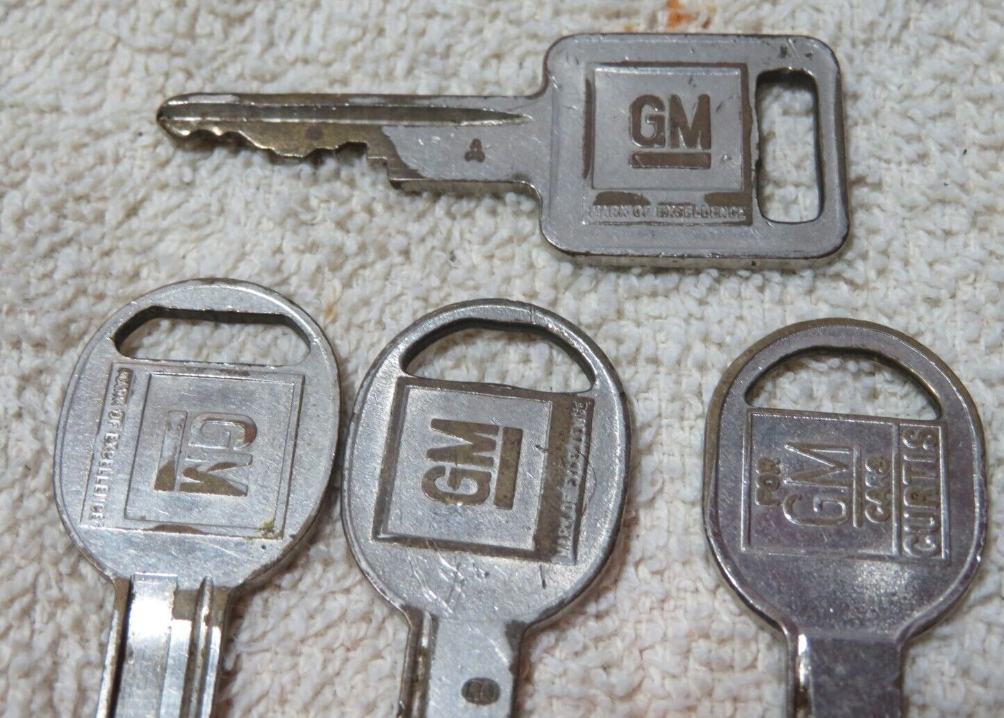 Vintage GM General Motors Car Keys