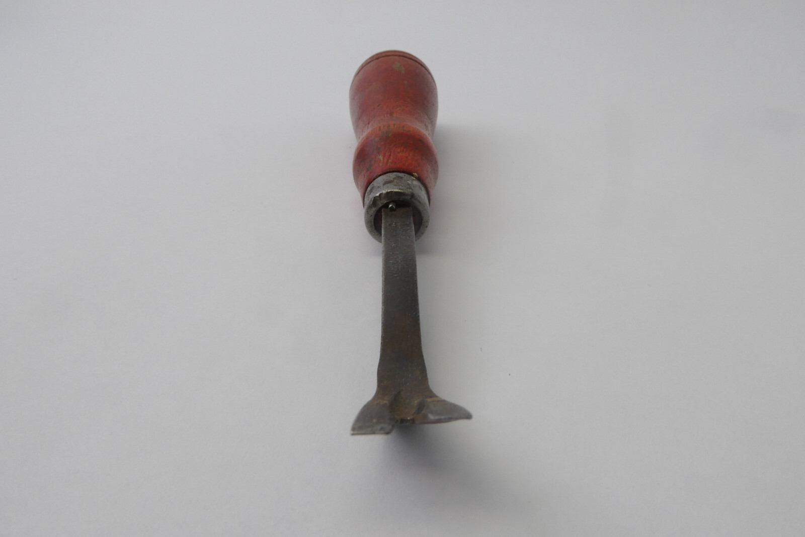 Vintage Used WM Johnson Newark New Jersey USA Wood Handle Tack Puller Hand Tool
