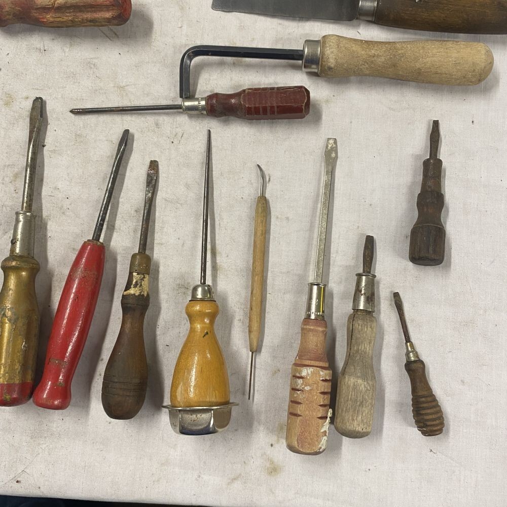 29 piece wood handle tool lot screwdriver, pick, awl, knife, lumber crayon, file