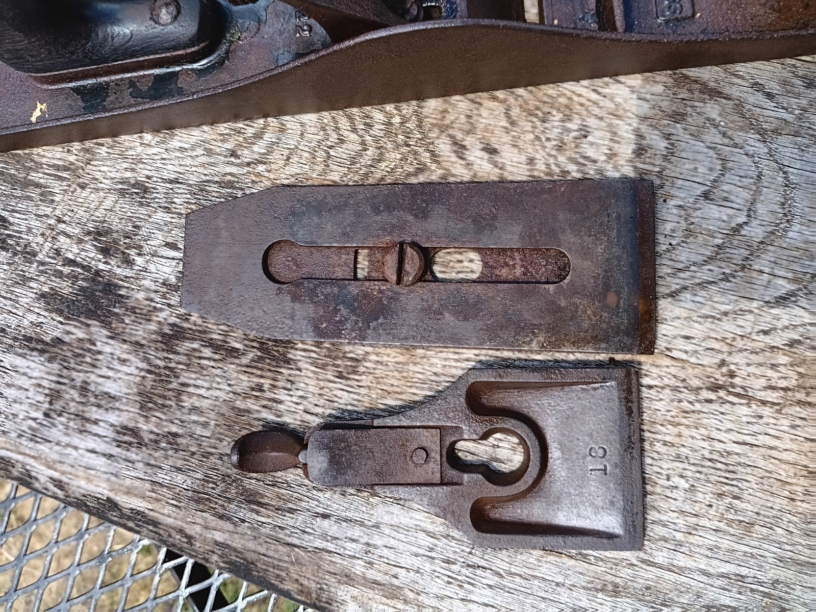 Vintage Bluegrass No. 7 Wood Plane Corrugated Base 22″