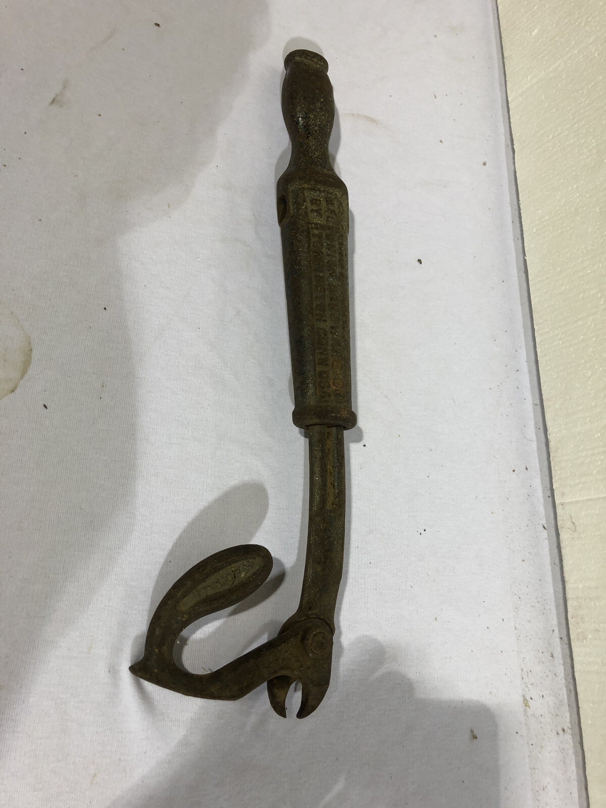 ANTIQUE CYCLOPS NAIL PULLER UNION HARDWARE CO. USA