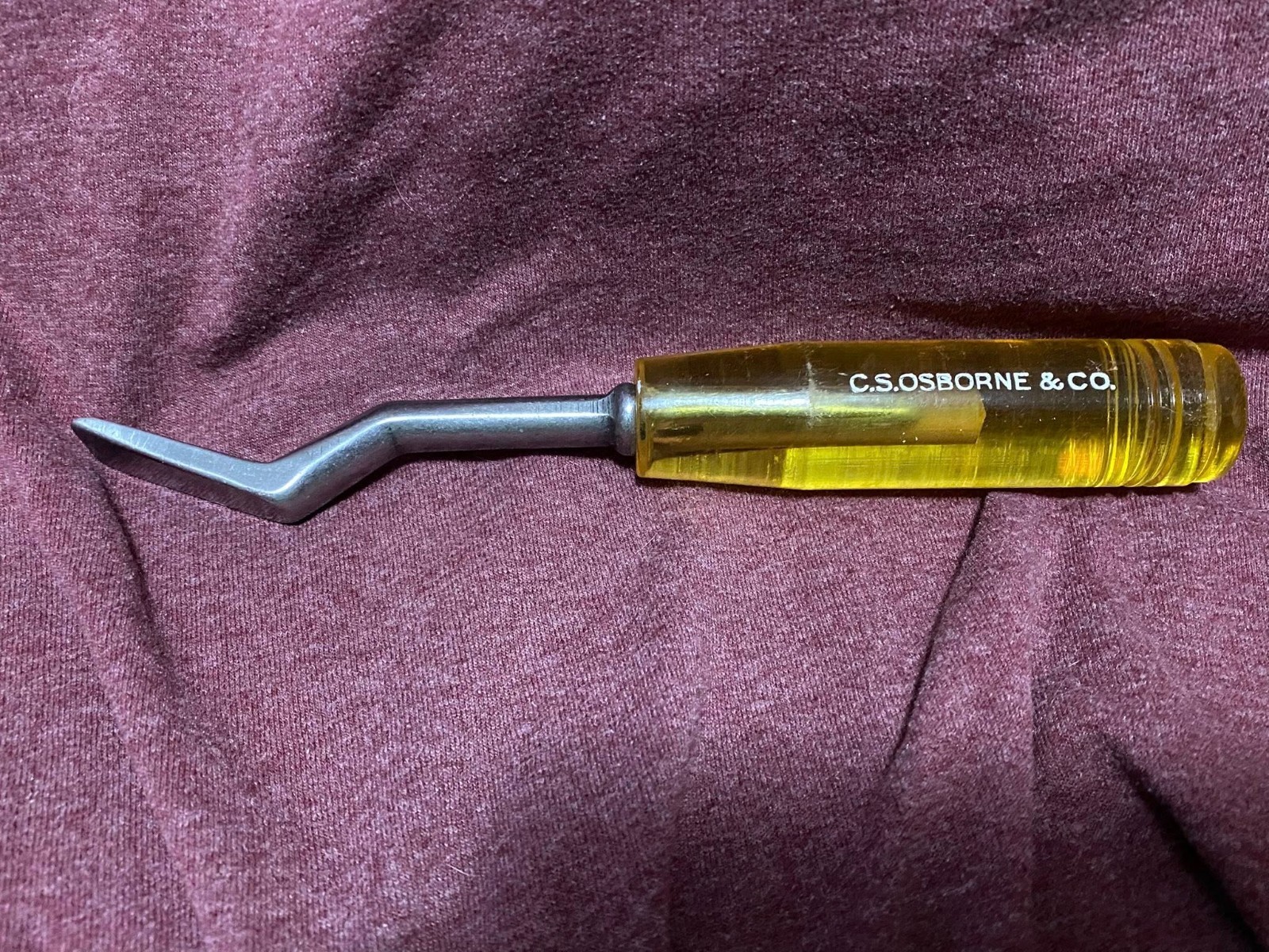 C.S Osborne No.402 5/8″ Ripping Chisel