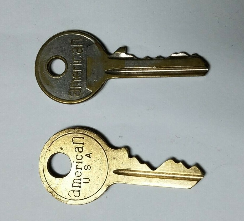 Vintage American USA JUNKUNC Bros. C8068 Key & American Unnumbered Key