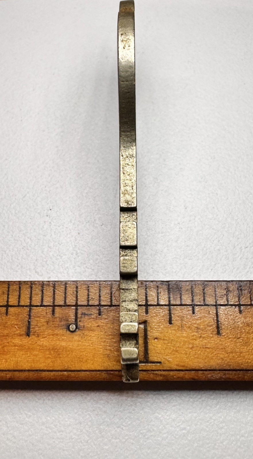 🌿 🗝️ Vintage Old Thick Flat Brass Yale & Towne Key # 4 A 3244