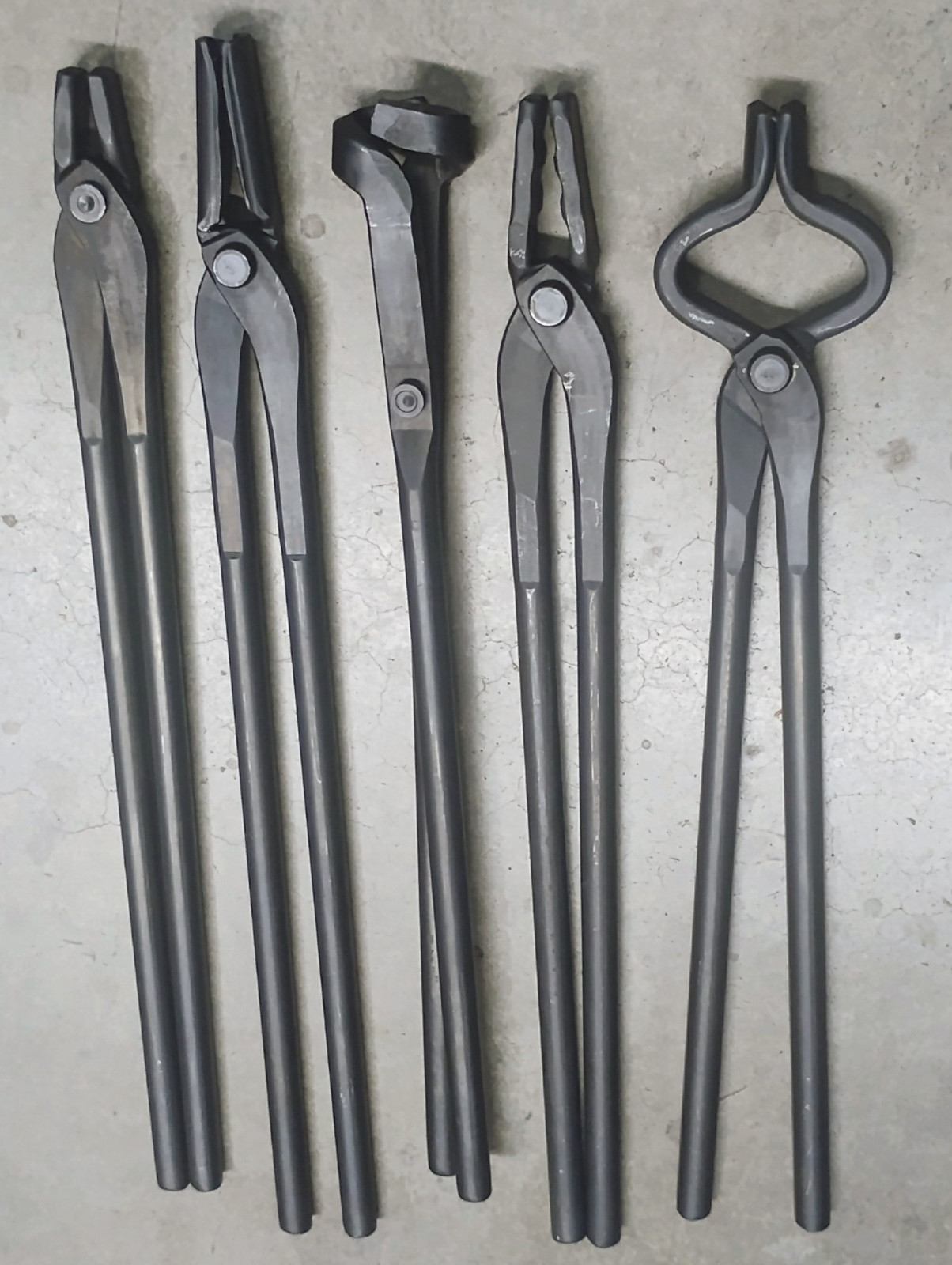 5Pcs Knife Making Tongs Set Bladesmith Blacksmith Tongs for Anvil Vise Forge NEW
