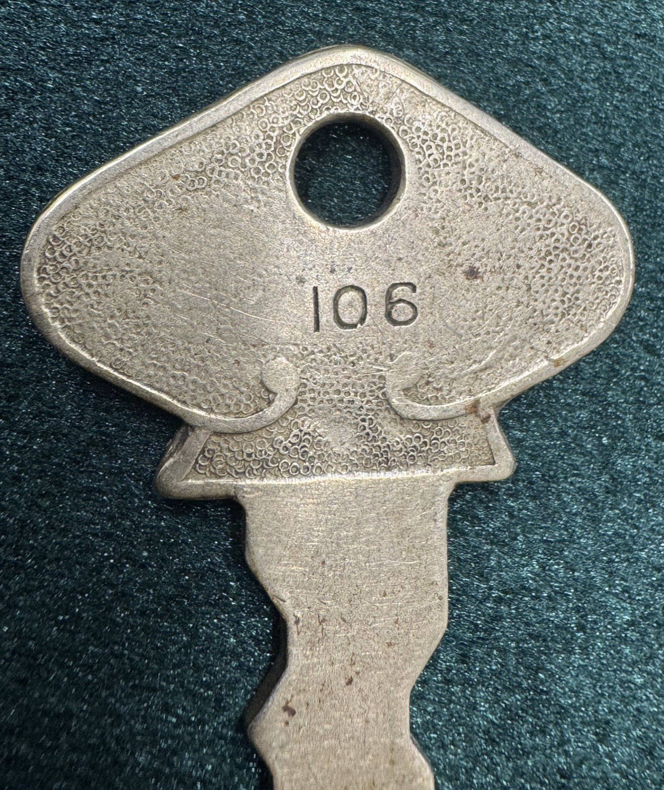 🌿 🗝️ Vintage Ford Model T Caskee Dupree Ignition Key #106 Switch Antique