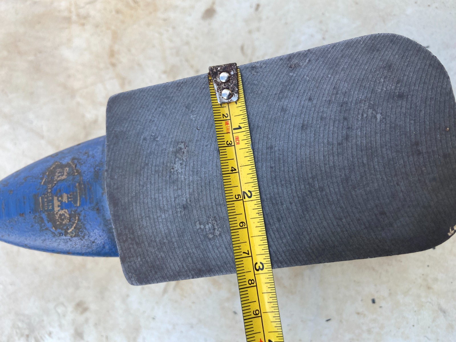Record No. 11 Anvil small 8 x 3 x 5 in bench top anvil hardly been used tin work
