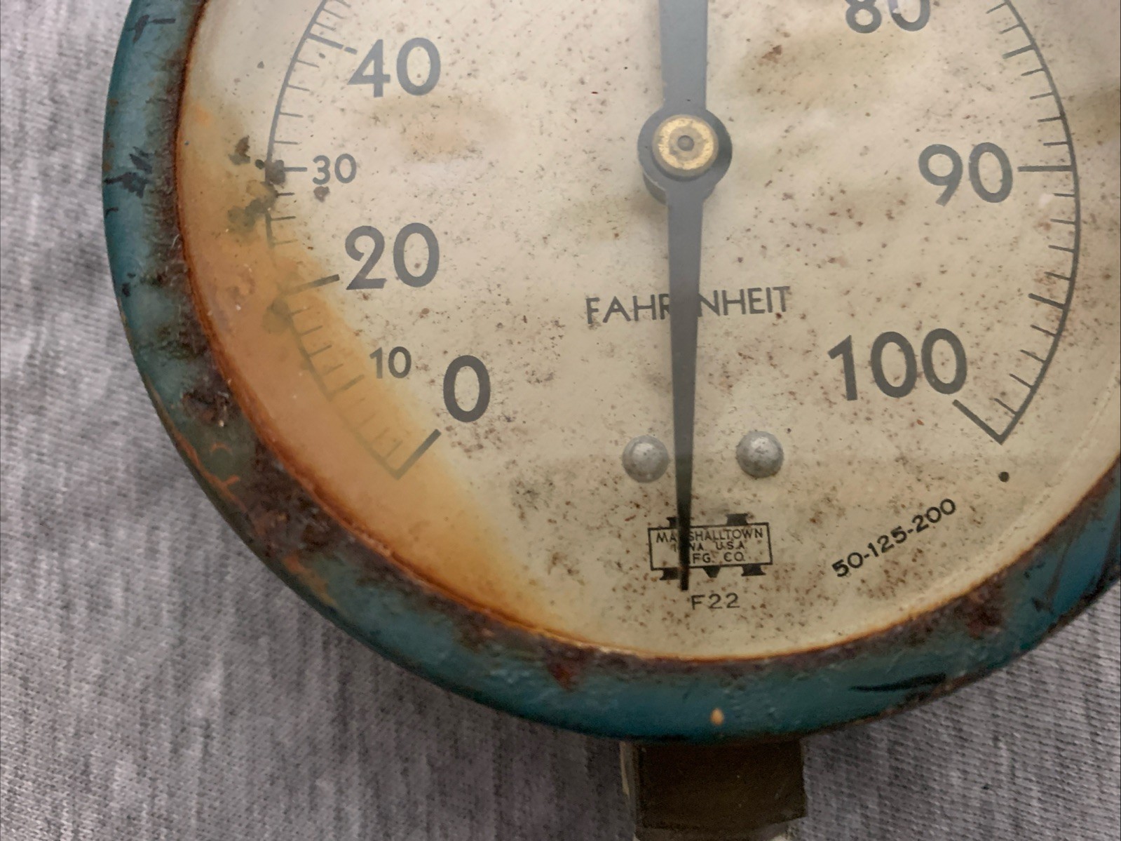 Vintage MFG Co. 100 Fahrenheit Gauge Marshalltown, Iowa