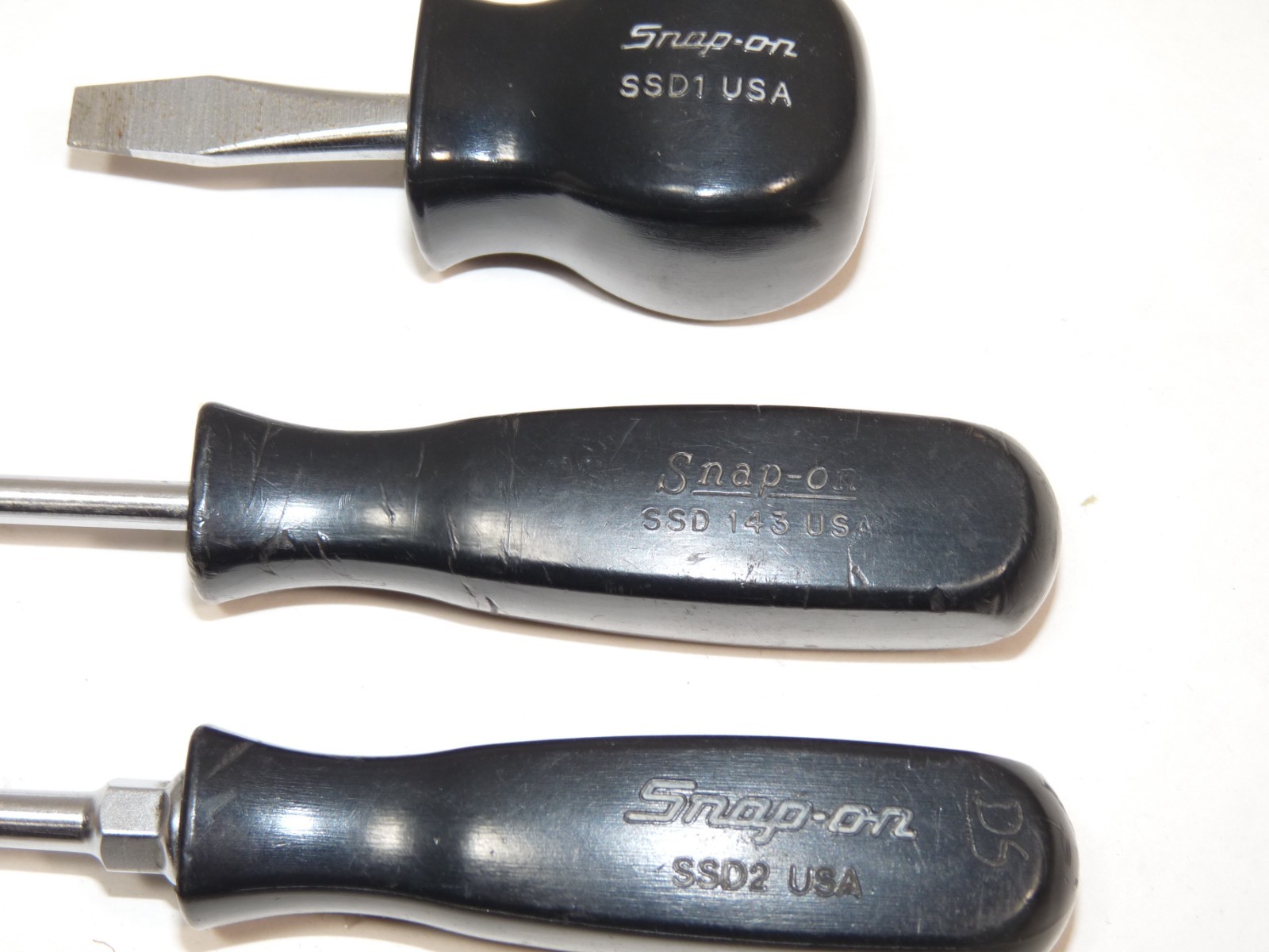3 Vintage Snap On Black Hard Handle Slotted Screwdrivers SSD2 SSD1 SSD143