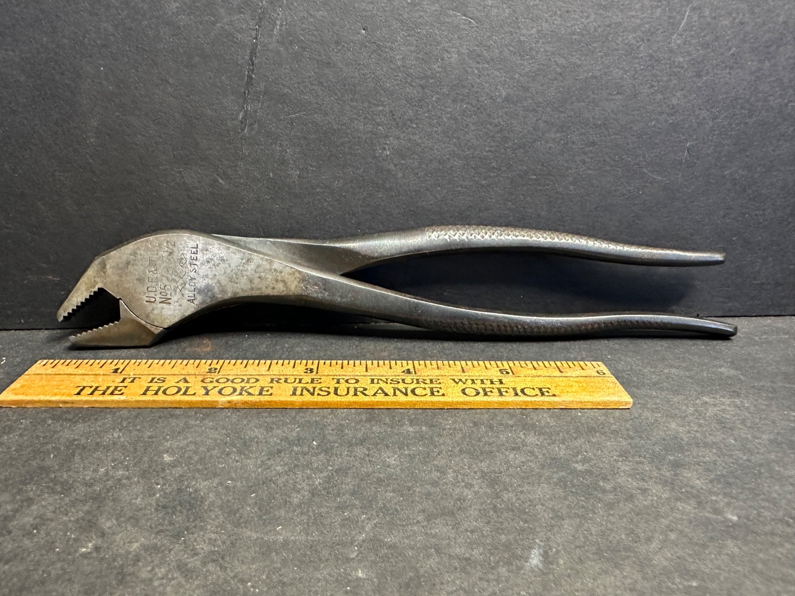 VINTAGE U.D.F&T CO. UTICA #522-7 1/2 PLIER WRENCH
