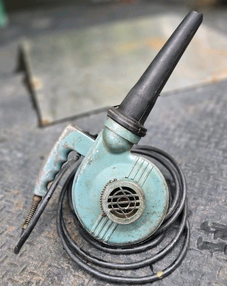 Vintage Ideal Co 22-163B Portable Electric Blower Industrial Shop Vacuum WORKS
