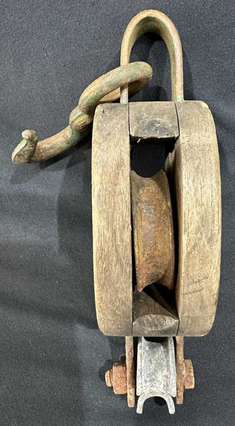 Vintage U-W Wooden Block Pulley with Metal Wheel Single Wheel Pulley