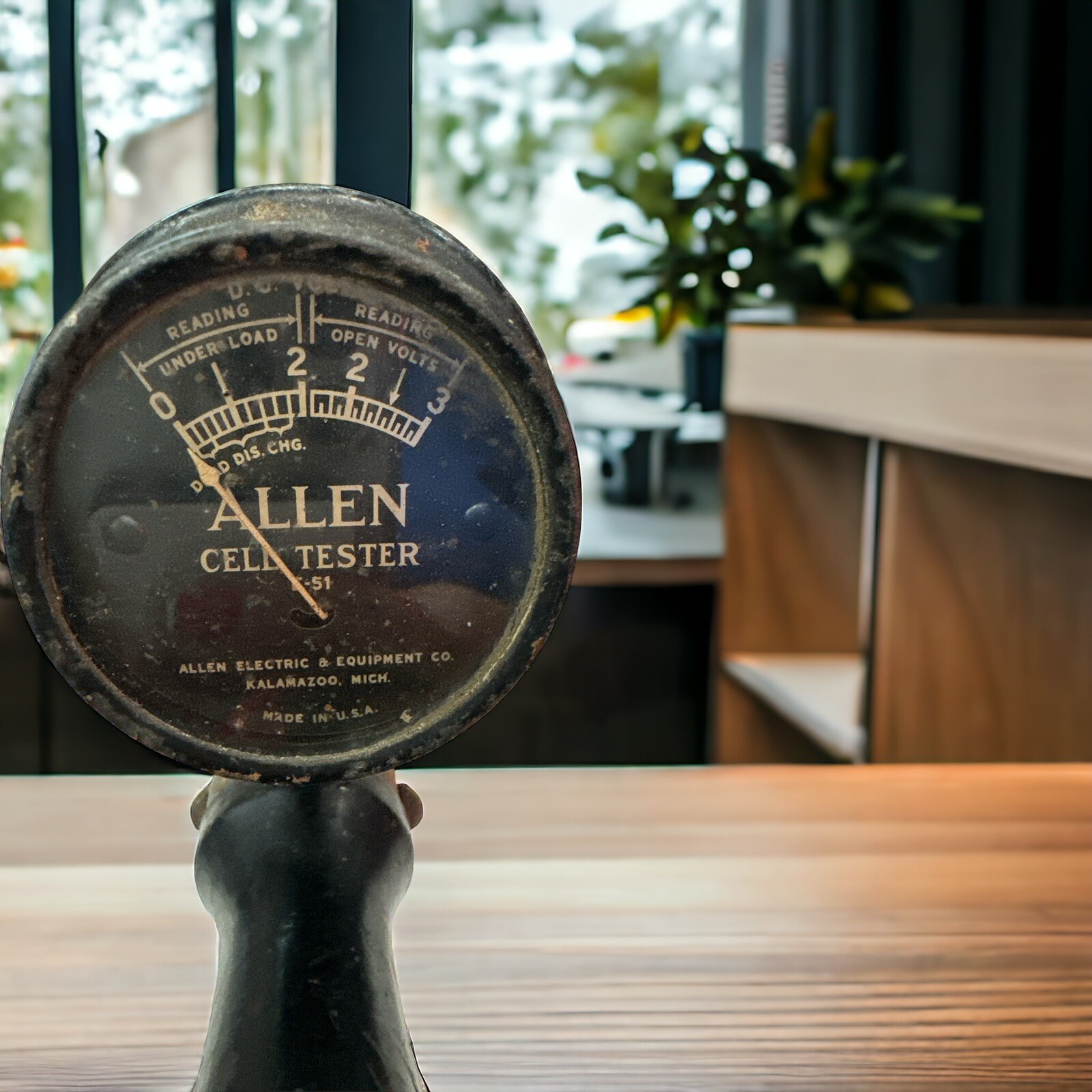 Vintage ALLEN Battery Cell Tester D.C. VOLTS ALLEN ELECTRIC & EQUIPMENT CO. #1