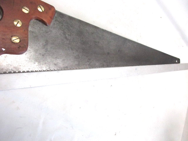 VINTAGE DISSTON HAND SAW D-23, 8 TPI point Crosscut Handsaw 26” Blade