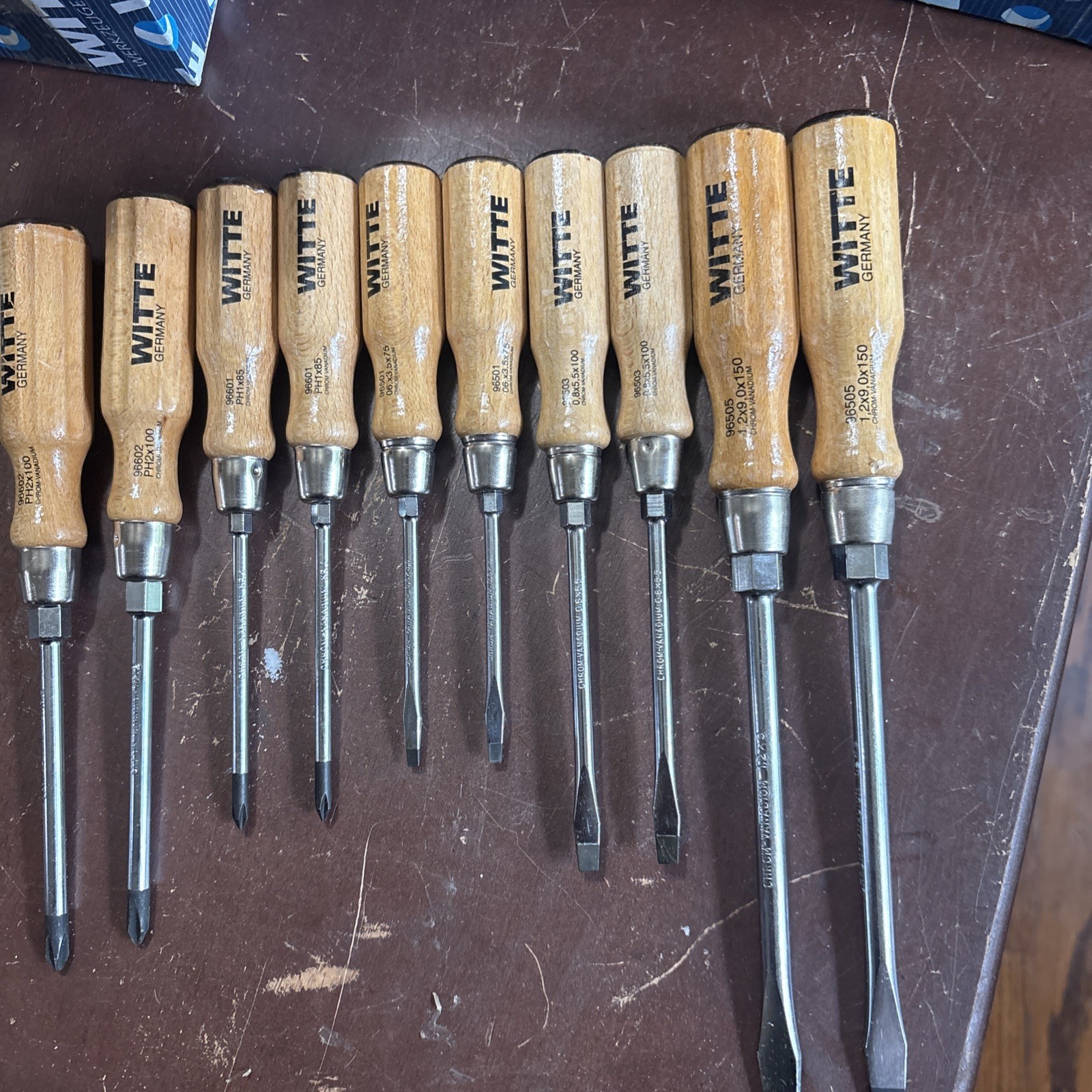 (10) Vintage New Old Stock Witte Wood Handle Screwdriver Germany (5) Sizes