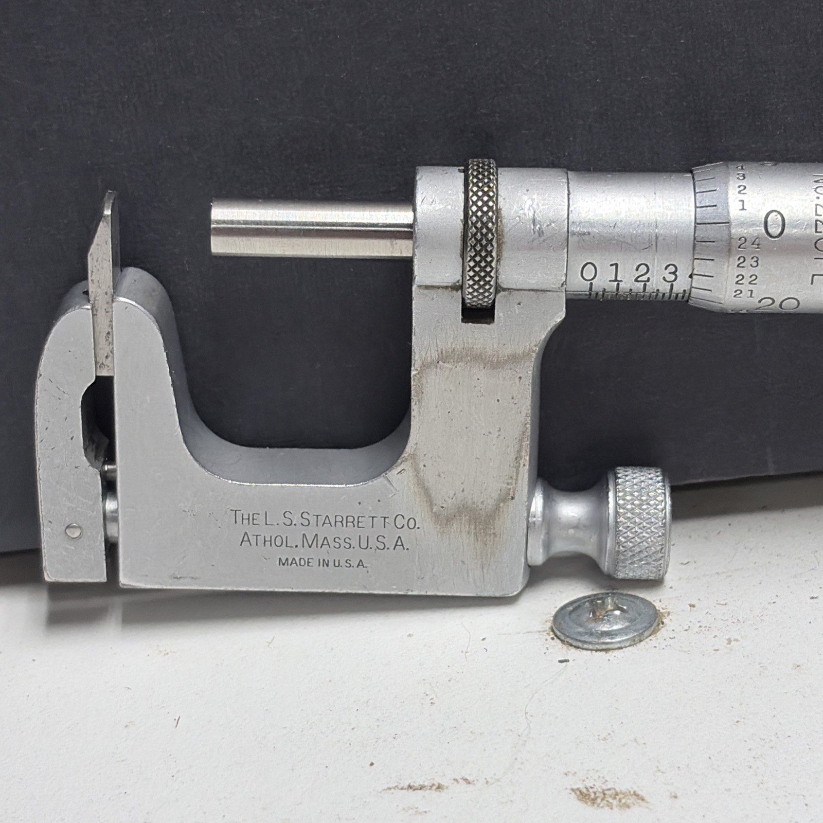 The L.S. Starrett Co. NO. 220Fl 0-1” Micrometer