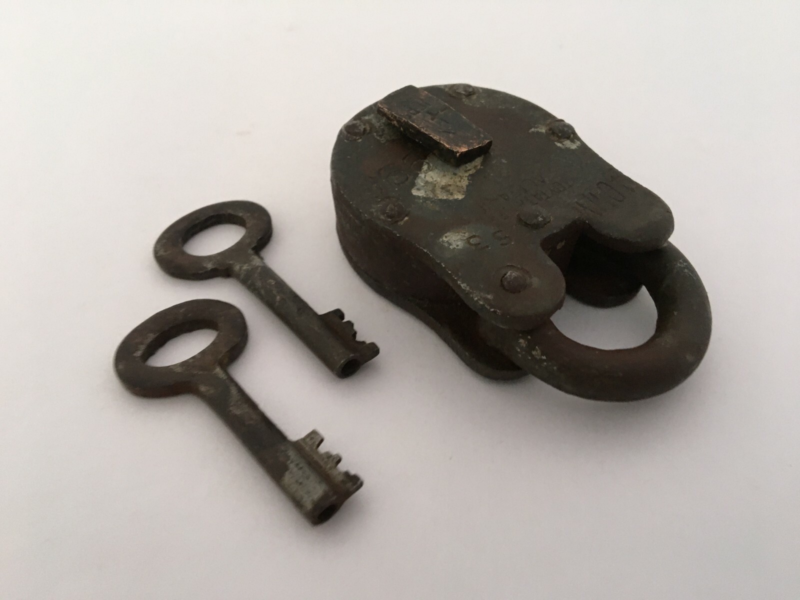 Lock Vintage Iron Padlock With 2 Key Rich Patina Made In India Collective Rusty