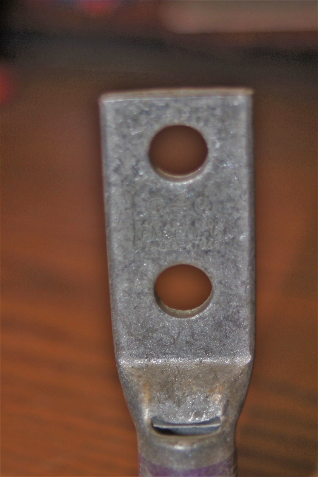Burndy 2 Hole HyLug Code Conductor YAZ28-2TC38 4/0 AWG