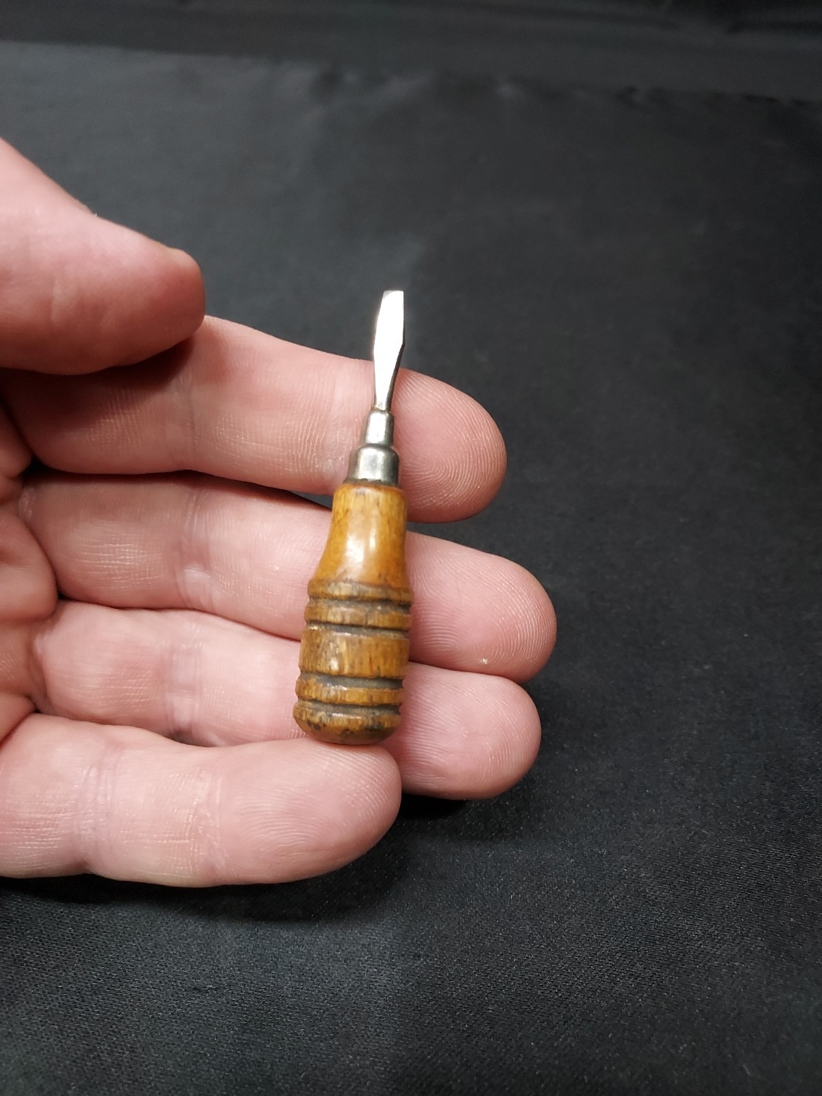 Miniature 2.5″ OLD Workbench Jeweler Watchmaker Screwdriver Antique Rare Tool