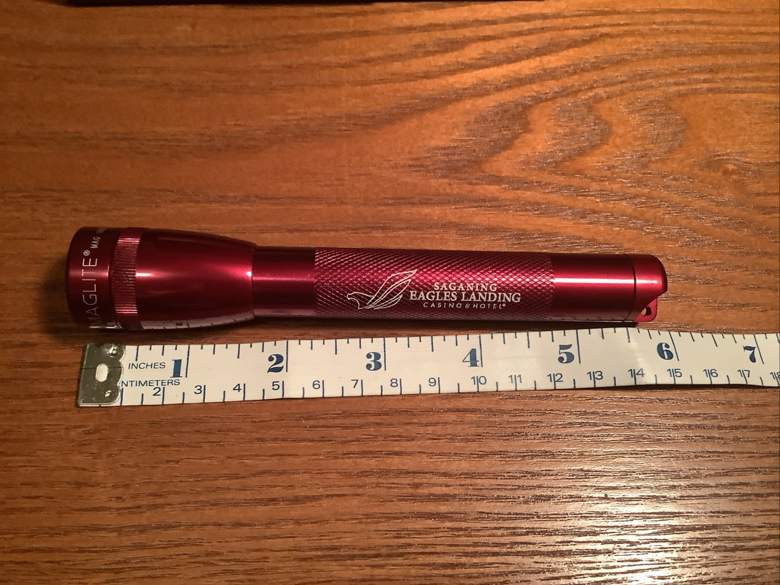 Maglite Mini 2 AA Cell Flashlight with Presentation Case