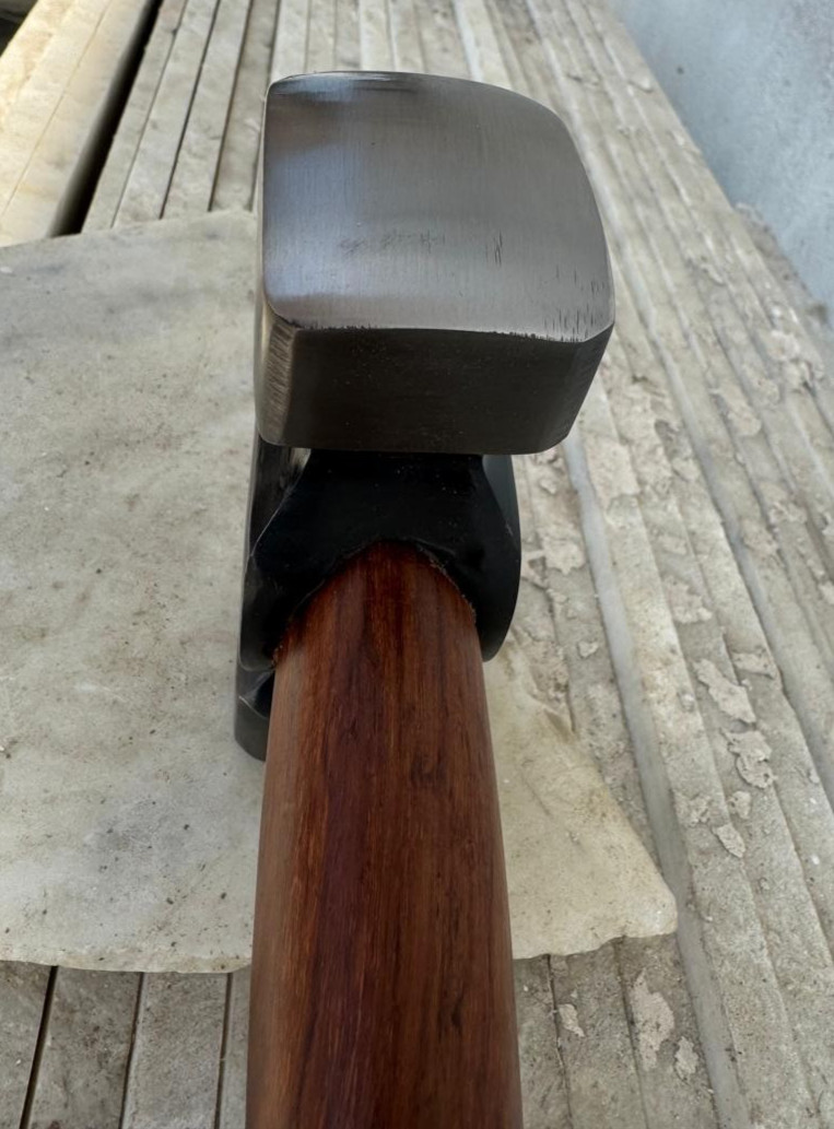 Blacksmith hammer Hand Forged Best Iron Quality Wooden Handle 2.5 lbs weight