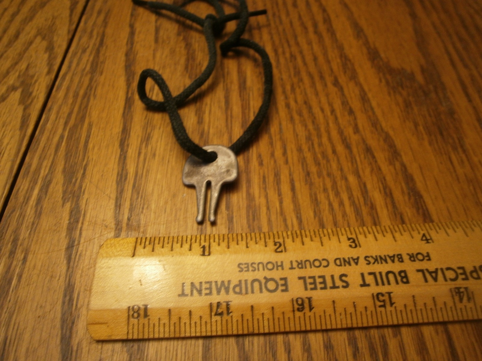 VINTAGE TORO 2 PRONG KEY COOL ESTATE FIND