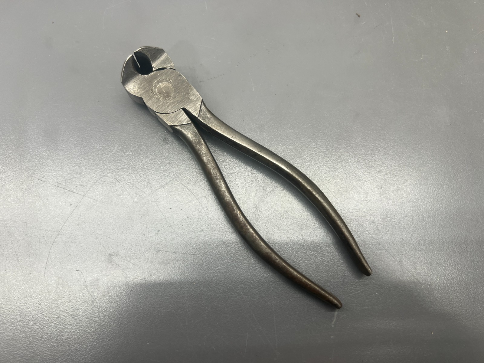 (g) VINTAGE JOHN BERRY & SONS 6″ END CUTTING PLIERS NIPPERS – ENGLAND