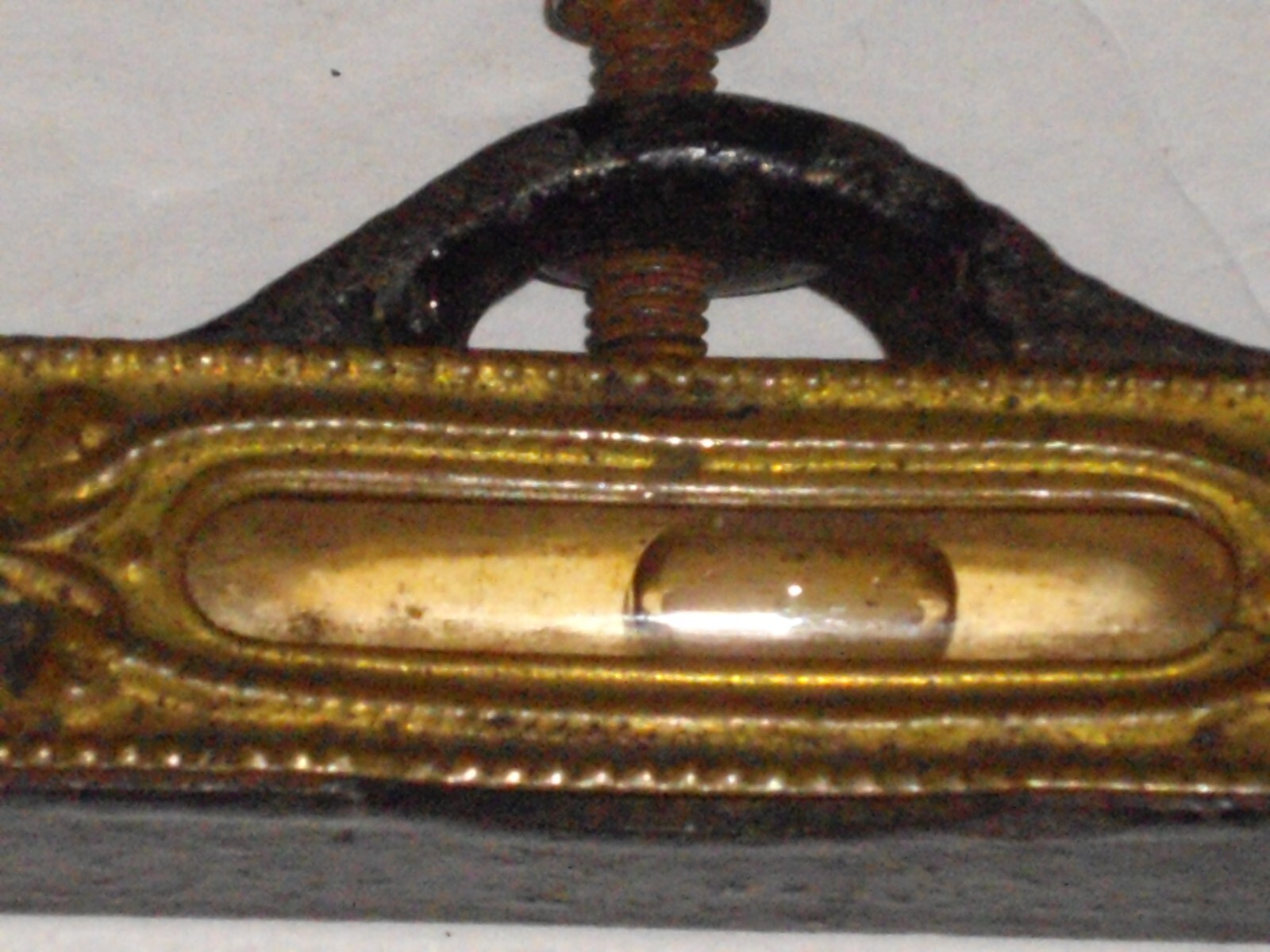 Vintage Cast Iron Clamp on 3 1/2″ Pocket Level FREE SHIPPING