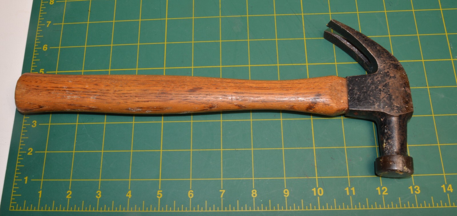 Vintage Dunlap USA Curved Claw hammer 20oz with hickory handle