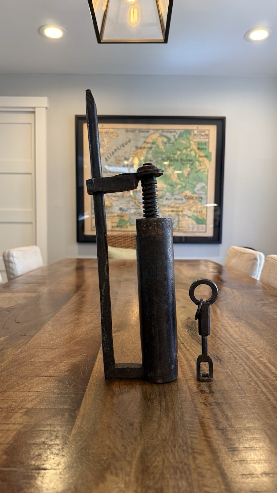 Rare Huge Unique Antique Iron Screw Type Hand Forged Pad Lock w/ Key Working 15″