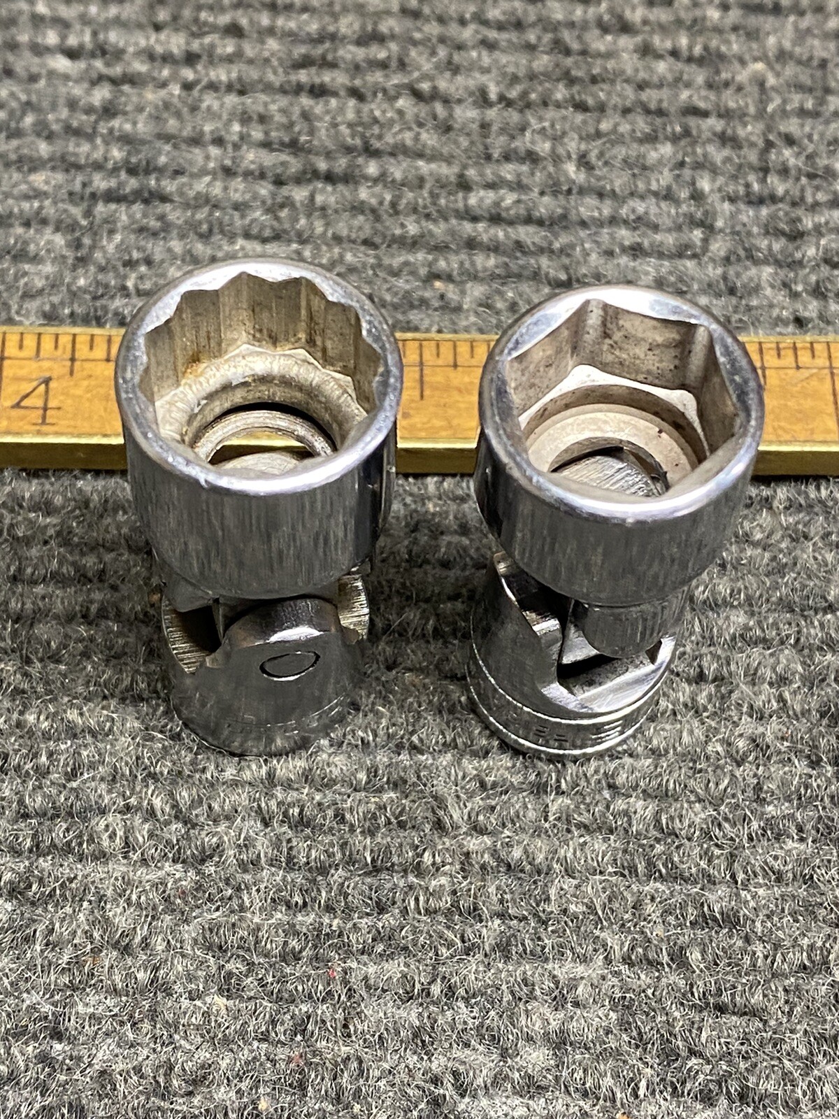 Snap On 3/8” Dr Universal Swivel Sockets 9/16 USA 6 And 12 Pt FS18A, FVU18