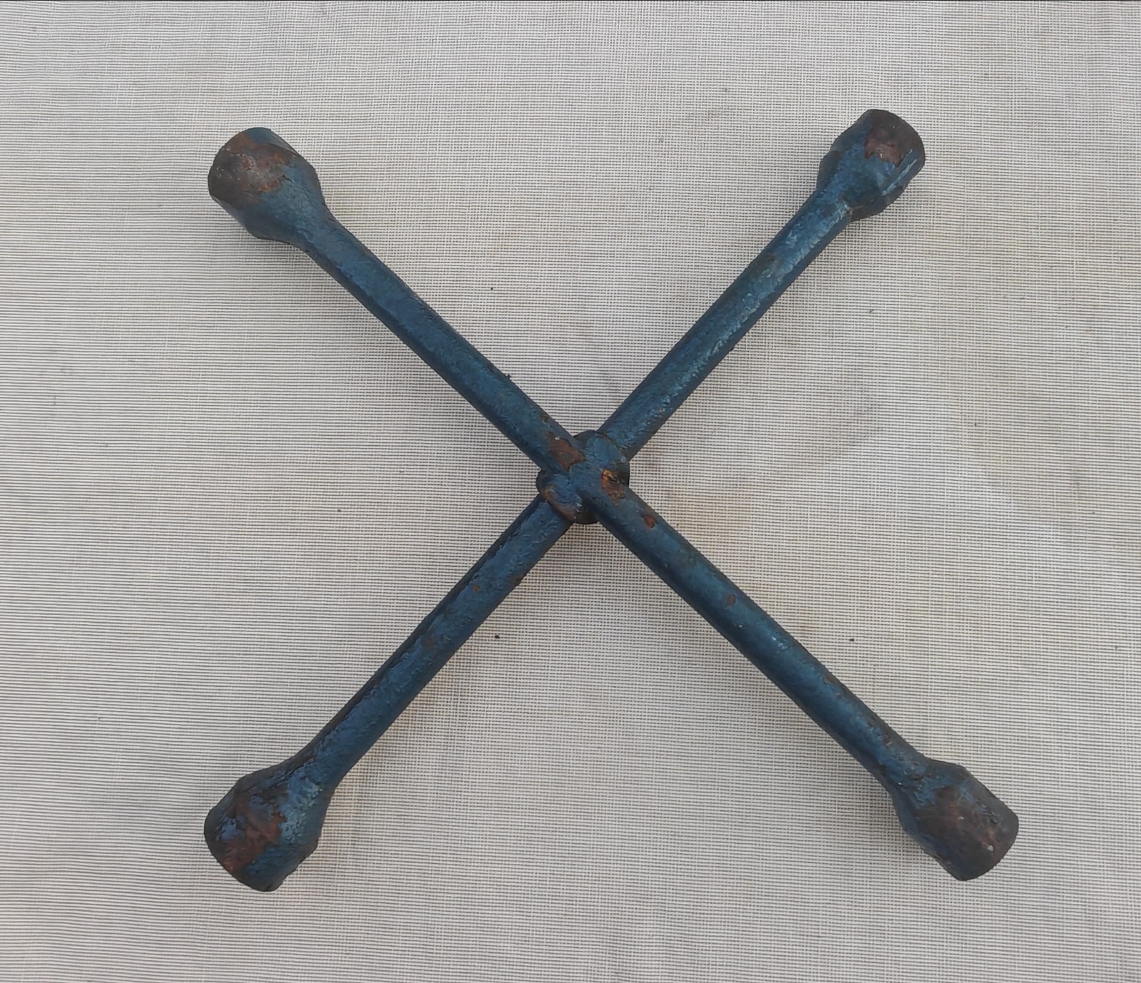 Vintage Blue Metal Car Wheel Brace / Lug Wrench 4-Way Cross Spanner Tool