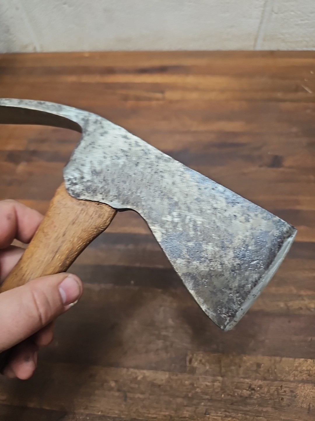 P26- Antique small 1 lb 6 oz pulaski type hatchet axe