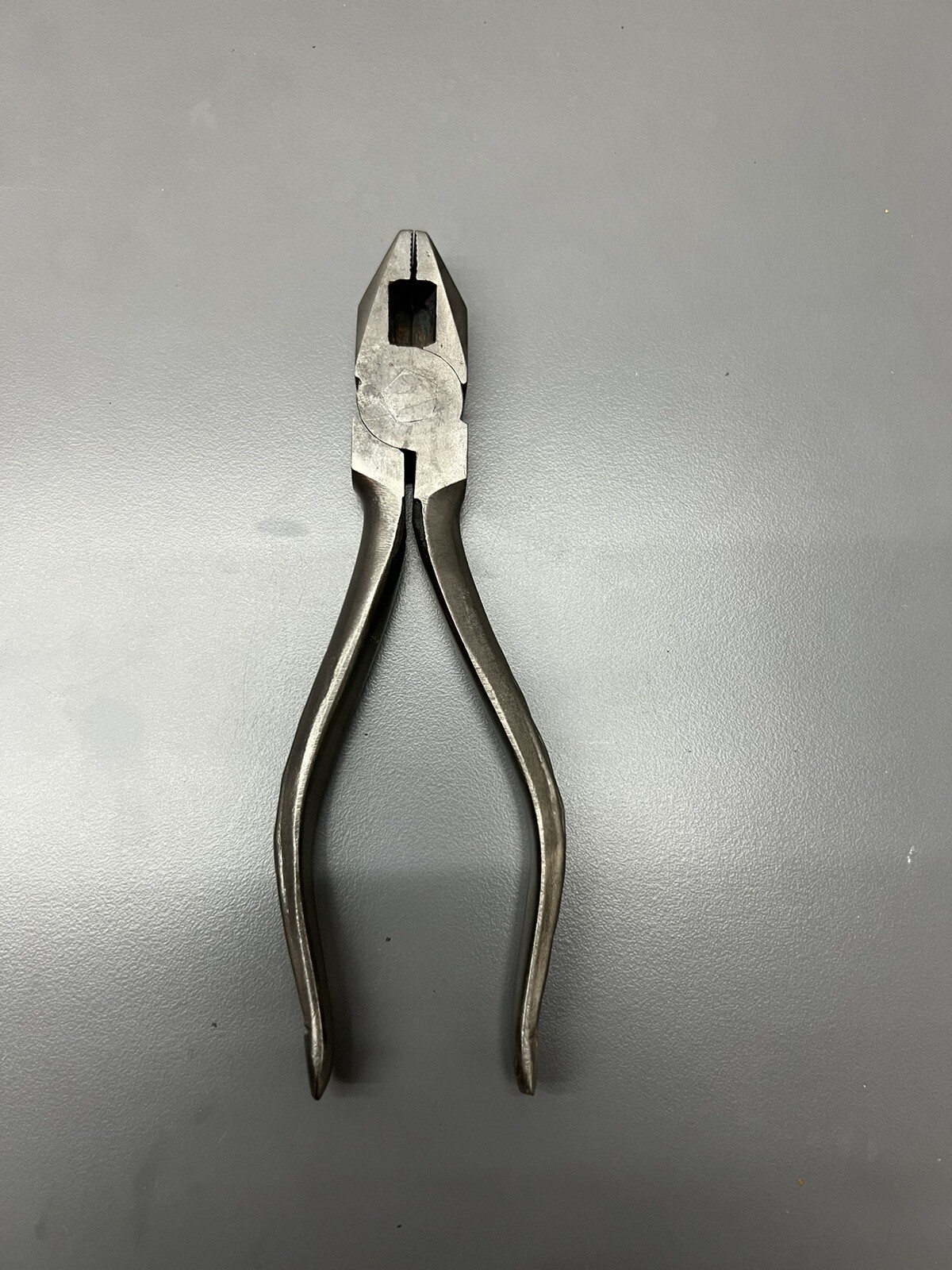 VINTAGE PEXTO TOOLS 40-6 LINESMAN PLIERS – DIAMOND GRIPS – VG COND – MADE IN USA